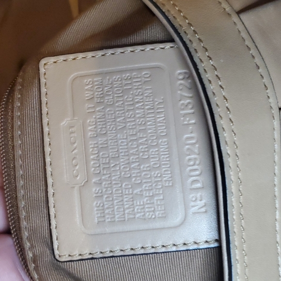 Coach Tan Purse - Picture 5 of 8